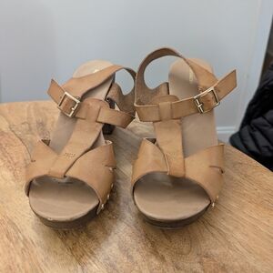 Women's Tan Leather Platform Sandals